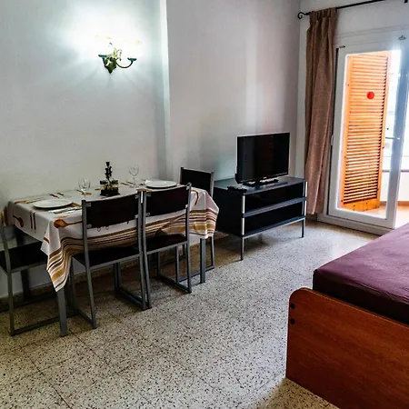 Eva Apartamento 4*